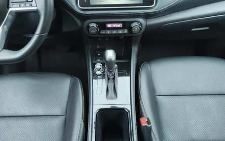 Nissan Kicks I, 2023 год, 1 300 000 рублей, 6 фотография