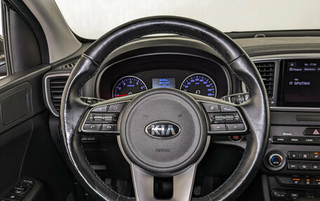 KIA Sportage IV рестайлинг, 2021 год, 2 695 000 рублей, 21 фотография