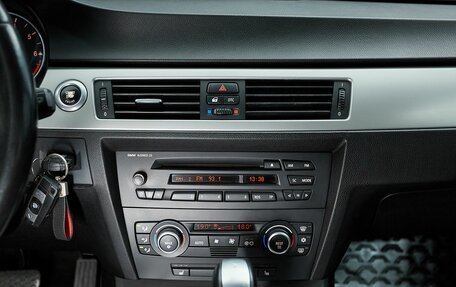 BMW 3 серия, 2007 год, 1 099 000 рублей, 16 фотография