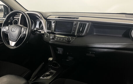 Toyota RAV4, 2013 год, 1 997 000 рублей, 14 фотография