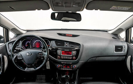 KIA cee'd III, 2015 год, 1 255 000 рублей, 14 фотография