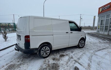 Volkswagen Transporter T5 рестайлинг, 2007 год, 740 000 рублей, 2 фотография