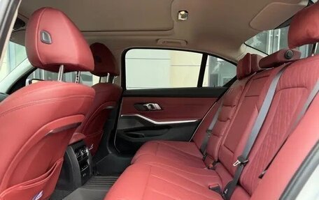BMW 3 серия, 2023 год, 3 400 000 рублей, 14 фотография