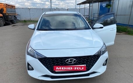 Hyundai Solaris II рестайлинг, 2020 год, 1 350 000 рублей, 8 фотография