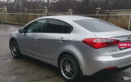 KIA Cerato III, 2013 год, 600 000 рублей, 2 фотография