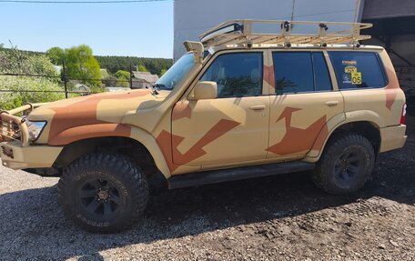 Nissan Patrol, 2002 год, 2 000 000 рублей, 2 фотография