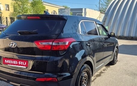 Hyundai Creta I рестайлинг, 2019 год, 1 200 000 рублей, 5 фотография