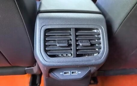 Volkswagen Bora, 2023 год, 1 125 000 рублей, 12 фотография
