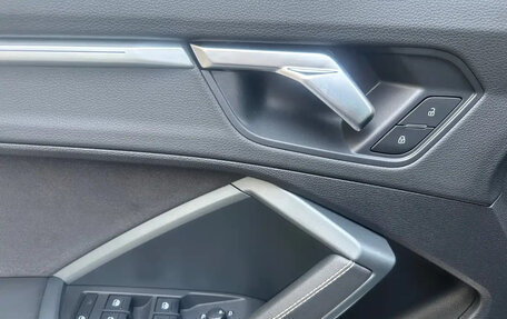 Audi Q3, 2022 год, 2 490 008 рублей, 14 фотография