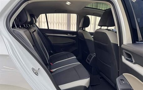 Volkswagen Golf VIII, 2023 год, 2 480 000 рублей, 14 фотография