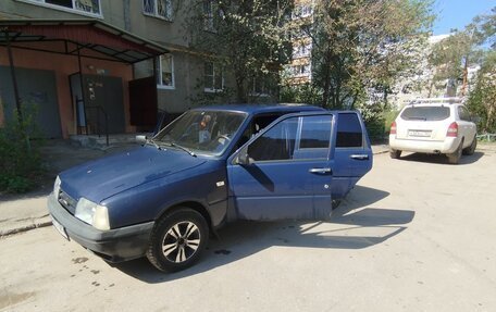 ИЖ 2126 «Ода», 2005 год, 130 000 рублей, 4 фотография