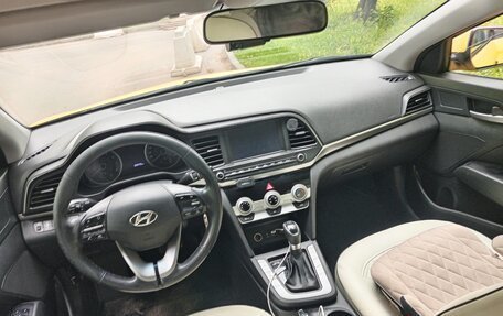 Hyundai Elantra VI рестайлинг, 2020 год, 1 590 000 рублей, 15 фотография