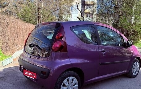 Peugeot 107 I рестайлинг, 2012 год, 695 000 рублей, 4 фотография
