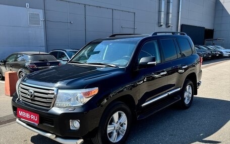 Toyota Land Cruiser 200, 2013 год, 4 300 000 рублей, 2 фотография