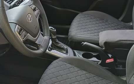 Hyundai Solaris II рестайлинг, 2018 год, 1 325 000 рублей, 8 фотография