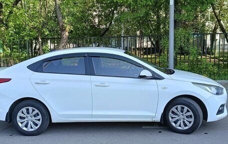 Hyundai Solaris II рестайлинг, 2018 год, 1 325 000 рублей, 3 фотография