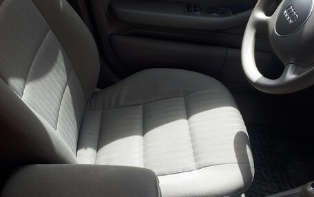 Audi A6, 2002 год, 300 000 рублей, 5 фотография