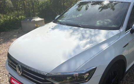 Volkswagen Passat B8 рестайлинг, 2020 год, 3 800 000 рублей, 2 фотография