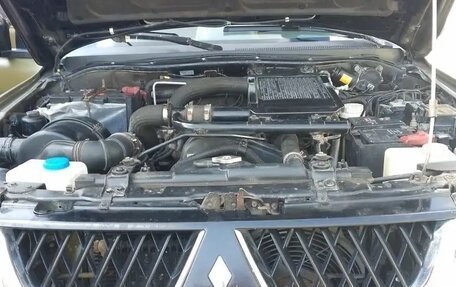 Mitsubishi Pajero Sport II рестайлинг, 2007 год, 1 100 000 рублей, 2 фотография