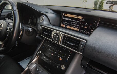 Lexus IS III, 2018 год, 2 599 000 рублей, 10 фотография
