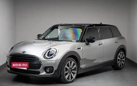 MINI Clubman, 2023 год, 1 830 888 рублей, 2 фотография