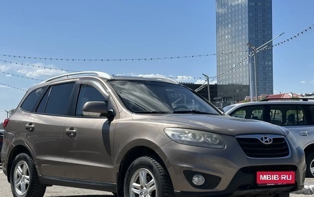 Hyundai Santa Fe III рестайлинг, 2010 год, 975 000 рублей, 1 фотография