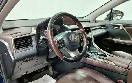 Lexus RX IV рестайлинг, 2016 год, 4 300 000 рублей, 17 фотография