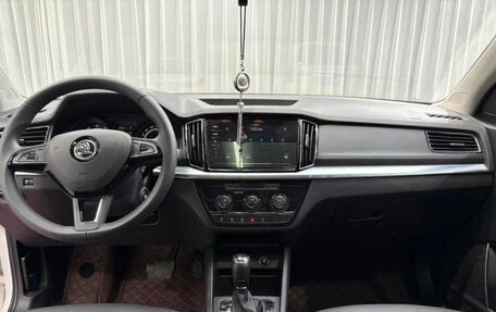 Skoda Kamiq I, 2022 год, 1 440 000 рублей, 8 фотография