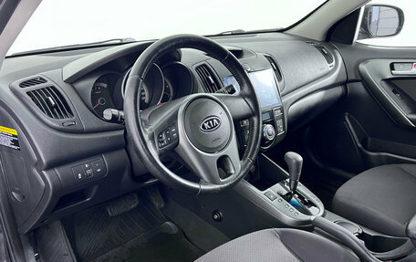 KIA Cerato III, 2010 год, 885 000 рублей, 9 фотография