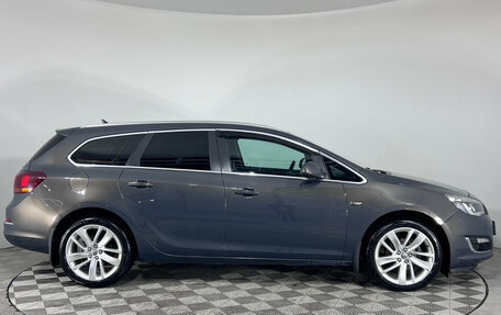 Opel Astra J, 2014 год, 994 000 рублей, 4 фотография