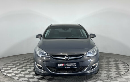Opel Astra J, 2014 год, 994 000 рублей, 2 фотография