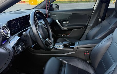 Mercedes-Benz A-Класс, 2018 год, 2 400 000 рублей, 5 фотография