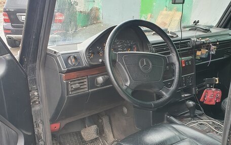 Mercedes-Benz G-Класс W463 рестайлинг _ii, 1997 год, 1 800 000 рублей, 2 фотография
