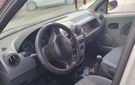 Renault Logan I, 2006 год, 395 000 рублей, 6 фотография
