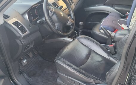 Peugeot 4007, 2008 год, 850 000 рублей, 6 фотография