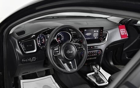 KIA cee'd III, 2021 год, 1 699 000 рублей, 10 фотография