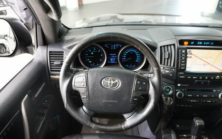 Toyota Land Cruiser 200, 2011 год, 3 550 000 рублей, 16 фотография