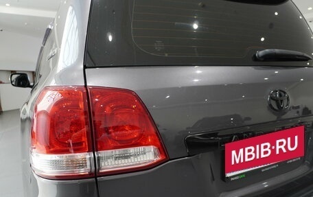 Toyota Land Cruiser 200, 2011 год, 3 550 000 рублей, 29 фотография