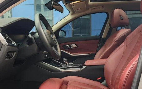 BMW 3 серия, 2022 год, 2 760 000 рублей, 8 фотография