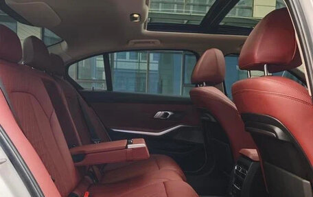 BMW 3 серия, 2022 год, 2 760 000 рублей, 15 фотография