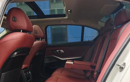 BMW 3 серия, 2022 год, 2 760 000 рублей, 16 фотография