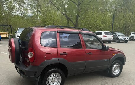 Chevrolet Niva I рестайлинг, 2010 год, 500 000 рублей, 5 фотография