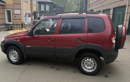 Chevrolet Niva I рестайлинг, 2010 год, 500 000 рублей, 8 фотография