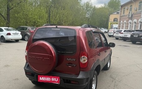 Chevrolet Niva I рестайлинг, 2010 год, 500 000 рублей, 6 фотография
