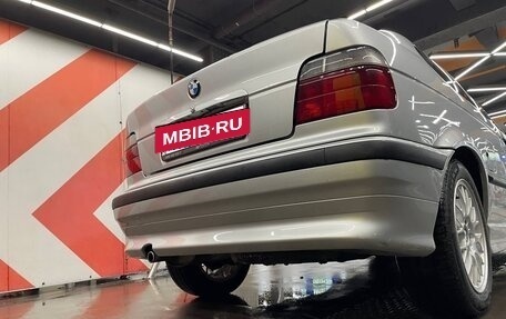 BMW 3 серия, 2000 год, 1 050 000 рублей, 18 фотография