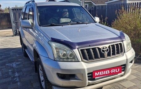 Toyota Land Cruiser Prado 120 рестайлинг, 2006 год, 1 399 000 рублей, 3 фотография