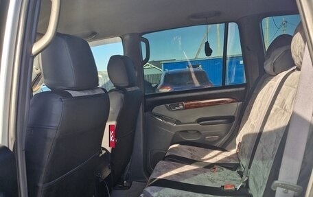 Toyota Land Cruiser Prado 120 рестайлинг, 2006 год, 1 399 000 рублей, 9 фотография