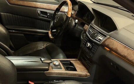 Mercedes-Benz E-Класс, 2011 год, 1 450 000 рублей, 8 фотография