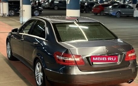 Mercedes-Benz E-Класс, 2011 год, 1 450 000 рублей, 4 фотография