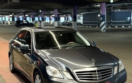 Mercedes-Benz E-Класс, 2011 год, 1 450 000 рублей, 3 фотография
